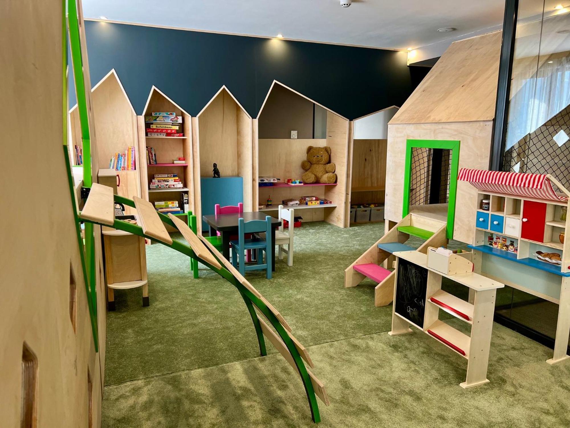 Hotel Arte Spa & Park Velingrad Exteriör bild The Children's Museum of Oakville